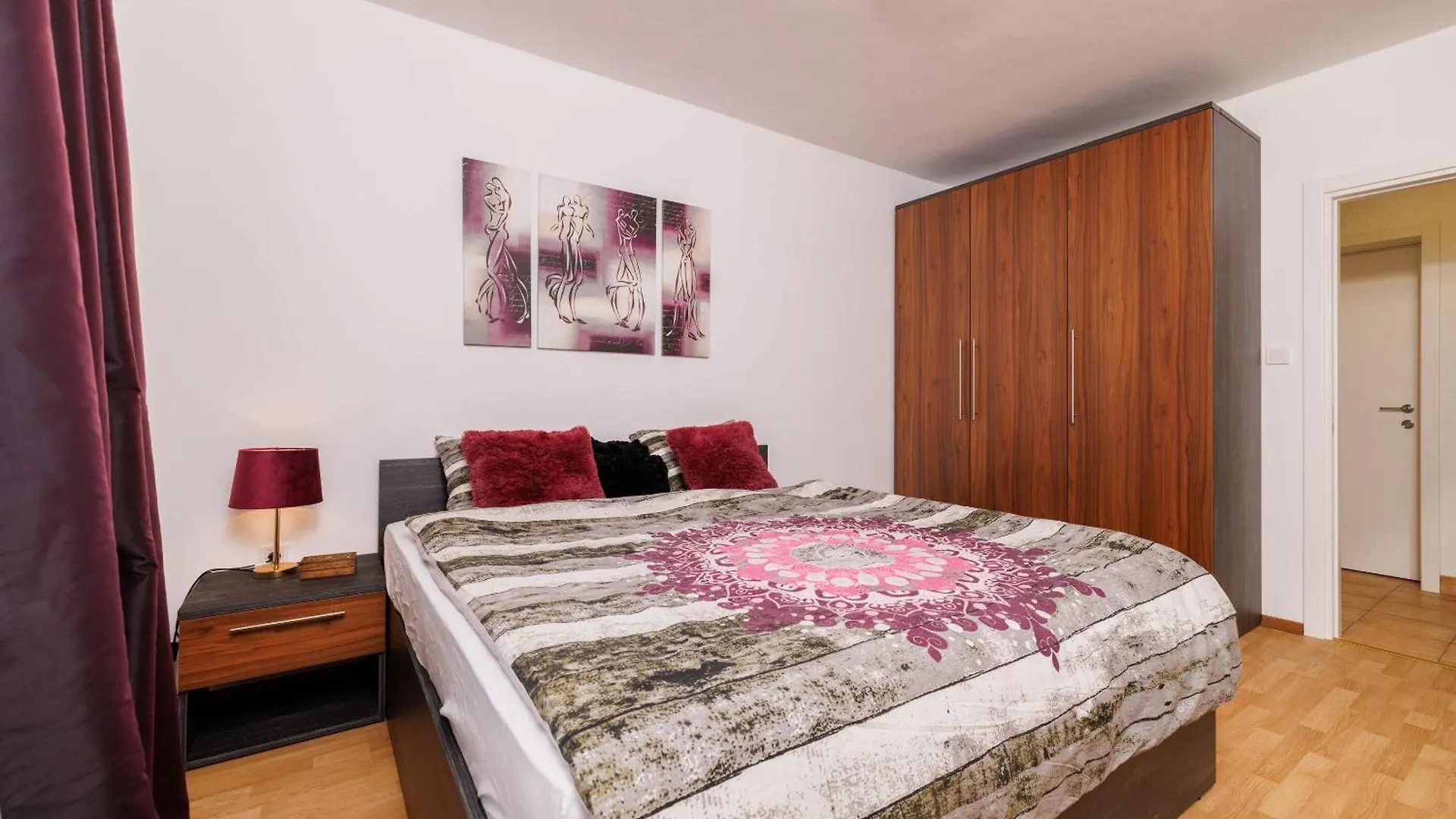 Apartments Sofija Fuzine